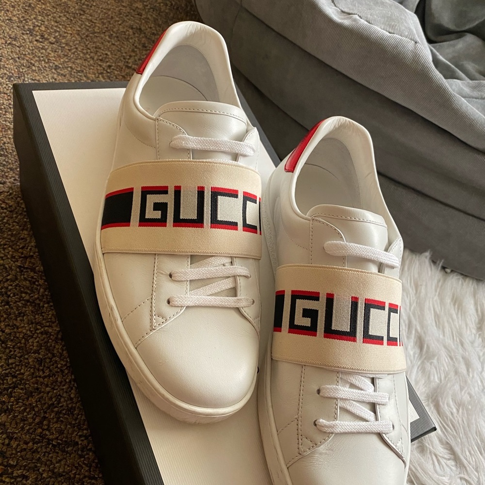Gucci Shoes - Picture 2 of 2